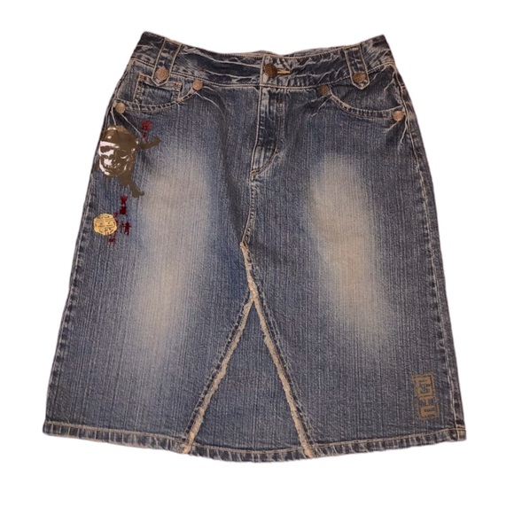 ❤️ Pirates of the Caribbean Blue Contemporary Disney Denim Skirt. - Picture 3 of 3